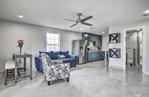 Brownsville House | 120 m² House ∙ 1 bedroom ∙ 6 guests