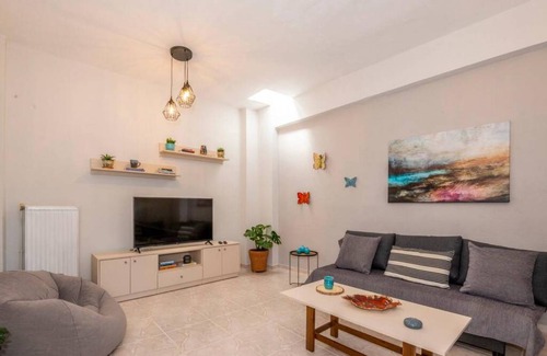 Margarites House | 120 m² House ∙ 2 bedrooms ∙ 6 guests