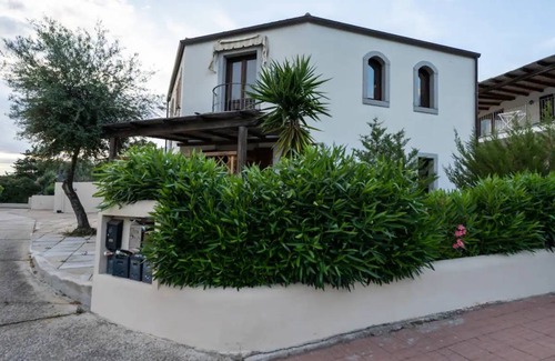 Badesi House | 120 m² House ∙ 3 bedrooms ∙ 7 guests