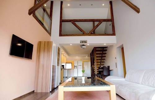 Ramsla Apartment | 120 qm Galerie Am Ettersberg mit Klima, Haustierfreundlich, 2 SZ bis zu 5 Gäste