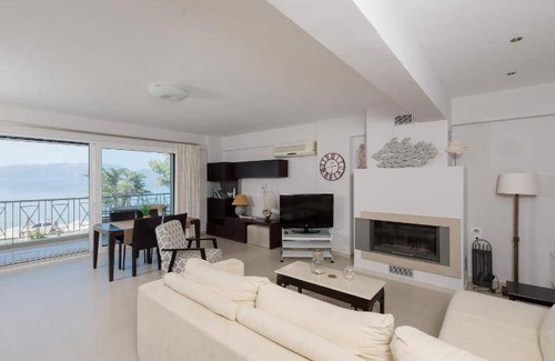 Sarakiniko Apartment | 125 m² Apartment ∙ 3 bedrooms ∙ 6 guests