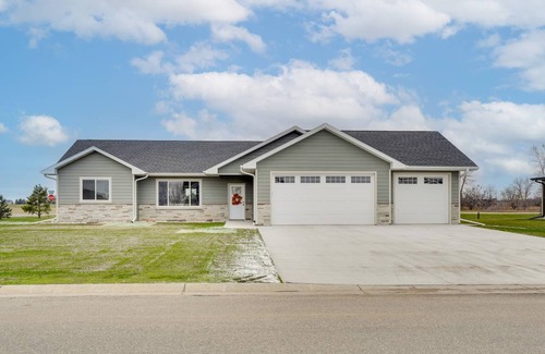 Brookings House | 125 m² House ∙ 3 bedrooms ∙ 6 guests