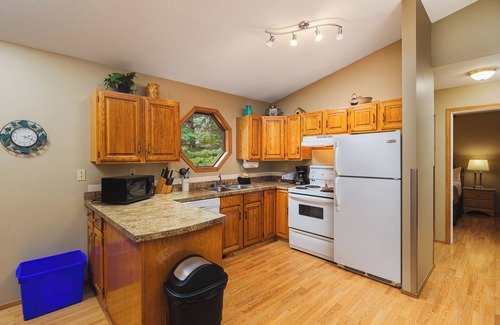 Jasper East Cabin | #125 Two Bedroom Chalet