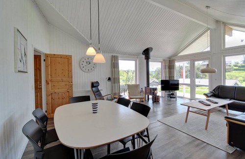 Lyngsbæk Strand House | 126 m² House ∙ 3 bedrooms ∙ 6 guests