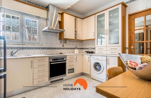 Albufeira House | #128 Number 10 Villa by Home Holidays
