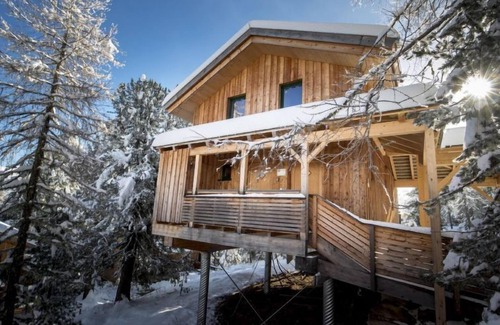 Turracher Hohe House | #13 mit IR-Sauna & Sprudelwanne innen by Interhome