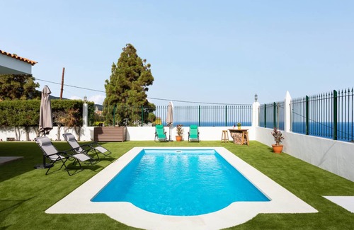 Buen Paso House | 130 m² House ∙ 3 bedrooms ∙ 6 guests