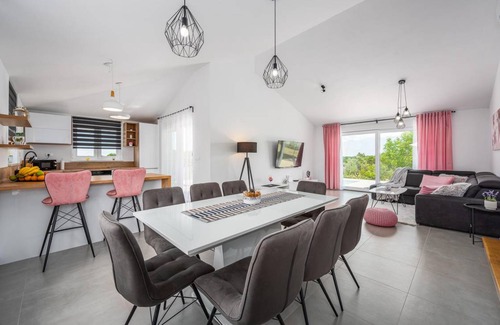 Orihi House | 130 m² House ∙ 4 bedrooms ∙ 9 guests