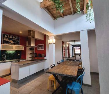Lens House | 130 m² House ∙ 4 bedrooms ∙ 8 guests