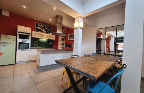 Lens House | 130 m² House ∙ 4 bedrooms ∙ 8 guests