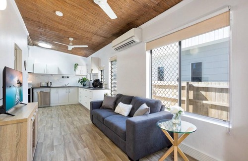 Machans Beach House | 130 m² House ∙ 2 bedrooms ∙ 4 guests