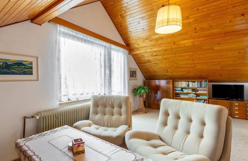 Cerveny Kostelec House | 130 m² House ∙ 1 bedroom ∙ 6 guests