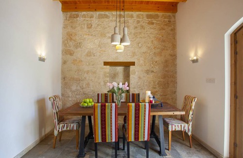 Mesogi Villa | 130 m² Villa ∙ 2 bedrooms ∙ 4 guests