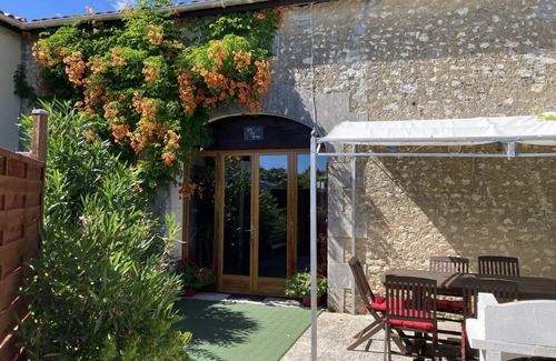 Chatenet House | 132 m² House ∙ 3 bedrooms ∙ 6 guests