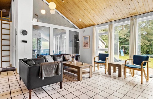 Spøttrup House | 133 m² House ∙ 4 bedrooms ∙ 12 guests