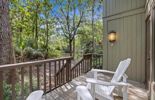 West Beach Village House | 1358 Fairway Oaks