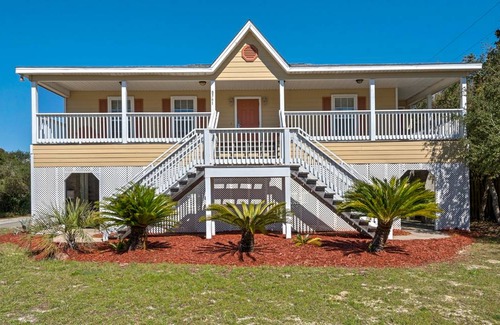 Seacrest House | 136 m² House ∙ 3 bedrooms ∙ 6 guests