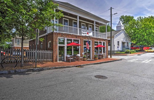 Cabbagetown Apartment | 139 m² Apartment ∙ 1 bedroom ∙ 4 guests
