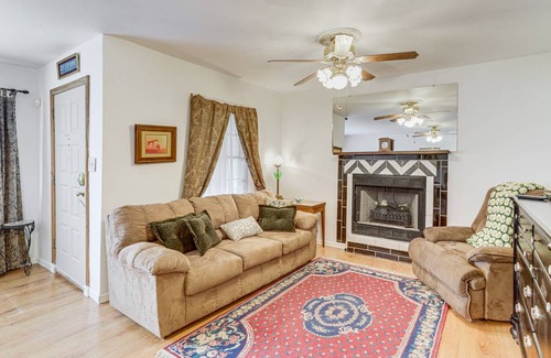 Kempwood House | 139 m² House ∙ 2 bedrooms ∙ 4 guests