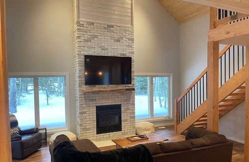 Lac du Bonnet Cottage | 13th Fairway Granite Hills, Poker Table & Fooseball, Large covered outdoor deck