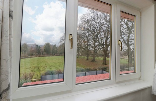 Lydney Cottage | 14 Birchwood Road