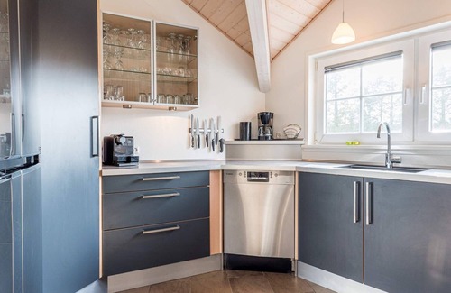 Blavand Strand House | 14 person holiday home in Blåvand
