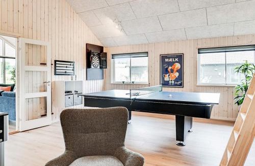 Vejby House | 14 person holiday home in Vejby