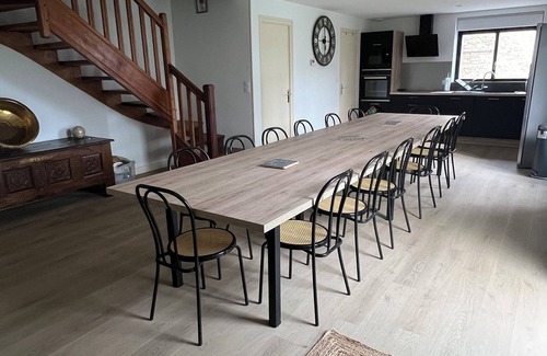 Tremeven House | 14 person vacation home with pool and spa 17 minutes from the beach