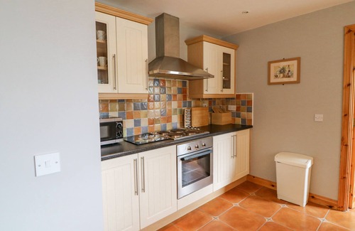 Sneem Cottage | 14 SNEEM LEISURE VILLAGE, pet friendly in Sneem, County Kerry