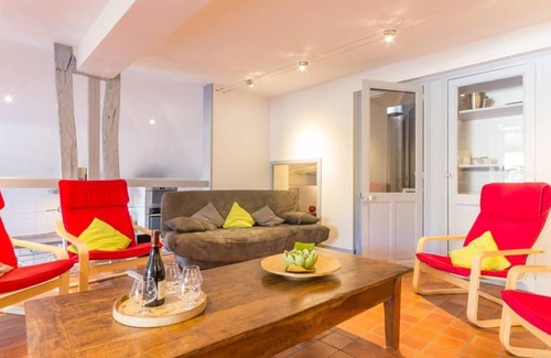Semur-en-Auxois Cottage | 140 m² Cabin ∙ 3 bedrooms ∙ 8 guests