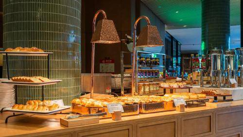 Jinfeng Qu Hotel | 140 m² Hotel ∙ 8 guests