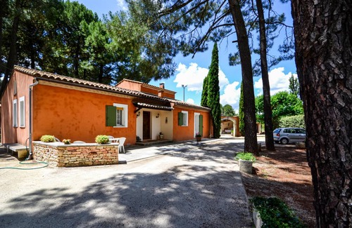 Roussillon House | 140 m² House ∙ 2 bedrooms ∙ 5 guests