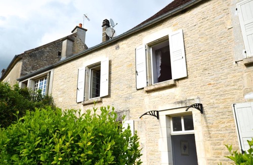 Tanlay House | 140 m² House ∙ 3 bedrooms ∙ 6 guests