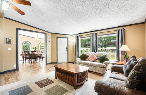 Colorado Springs House | 141 m² House ∙ 3 bedrooms ∙ 7 guests