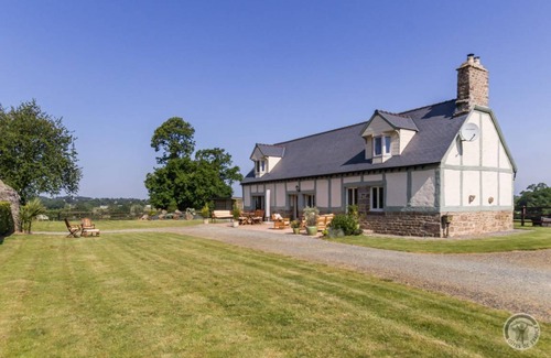 La Trinite House | 142 m² Gîte ∙ 3 bedrooms ∙ 6 guests