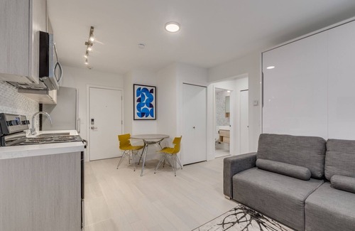 West End Apartment | 1425 Haro-Studio-Pet Friendly - Downtown Vancouver