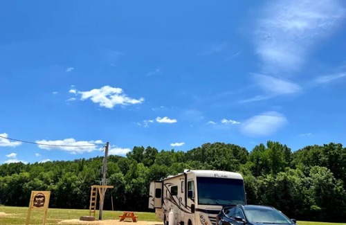Flatwoods RV Rental | 142B LIFE IS A HIGHWAY SITE 18