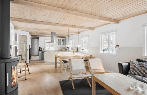 Oster Somarken House | 1430 Aakirkeby - Søhøjvej 6