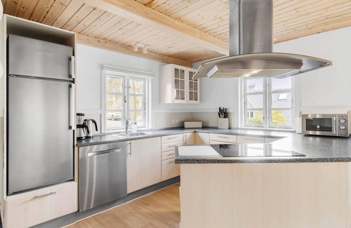 Oster Somarken House | 1430 Aakirkeby - Søhøjvej 6