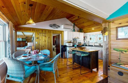 Winthrop House | 144 Heritage Woods Lane