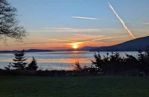 Anacortes Cabin | 144 m² Cabin ∙ 2 bedrooms ∙ 5 guests
