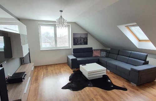 Hrkovce Apartment | 145 m² Apartment ∙ 3 bedrooms ∙ 8 guests