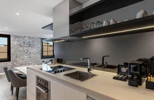 Fortitude Valley Apartment | 146 m² Serviced apartment ∙ 2 bedrooms ∙ 6 guests