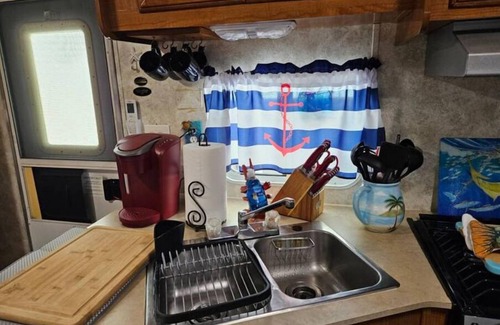 Winston Waterways House | 146 RV Vacation Rental n Key Largo Kampground, FL