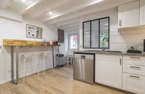 Quincy-Voisins House | 15 min from Disneyland Paris, Casa Caramel Large Family House or with friends