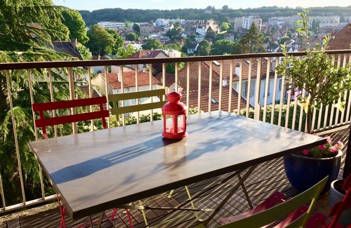 Meudon Apartment | 15 minutes from the Eiffel Tower and Chateau de Versailles! Apartment with view