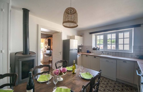 Saint-Denis-sur-Loire House | 150 m² House ∙ 1 bedroom ∙ 6 guests