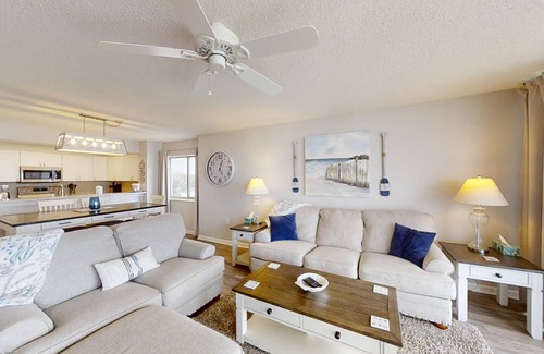 Windy Hill Condo | 150 m² Condo ∙ 4 bedrooms ∙ 8 guests