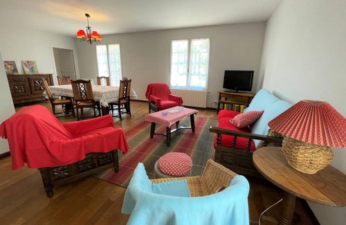 Theze House | 150 m² Gîte ∙ 4 bedrooms ∙ 7 guests