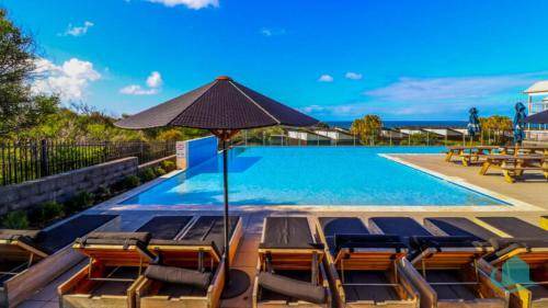 Caves Beach House | 150 m² House ∙ 3 bedrooms ∙ 6 guests